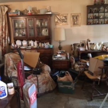 Good Deeds House Cleanouts - Living room at start of job. - Junk Removal & Hauling Near Me - Pembroke, Massachusetts Good Deeds House Cleanouts - Living room at start of job. - Junk Removal & Hauling Near Me - Pembroke, Massachusetts