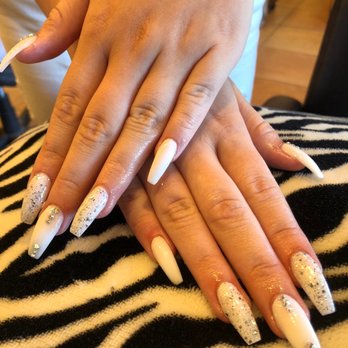 Dippity dodaah - Dip powder nails - Nail Technicians Near Me Dippity dodaah - Dip powder nails - Nail Technicians Near Me
