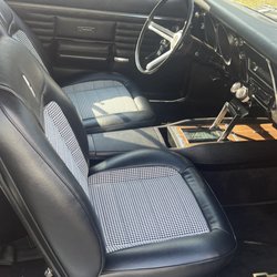 J B Auto Upholstery - Houndstooth black and white with pro touring beefier boosterish front seat cushions.