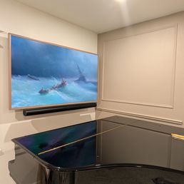 Hisense canvas TV with Sonos sound bar with a full motion TV mount that extends 40" Hisense canvas TV with Sonos sound bar with a full motion TV mount that extends 40"