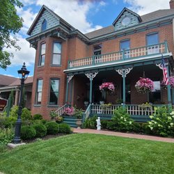 Grand Victorian Manor - This is a lovely place to have high tea.