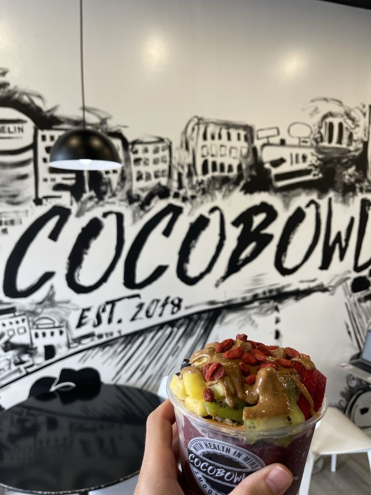 Cocobowlz Logo