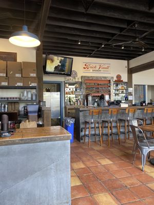 Brick Vault Brewery and Barbecue-Marathon by null