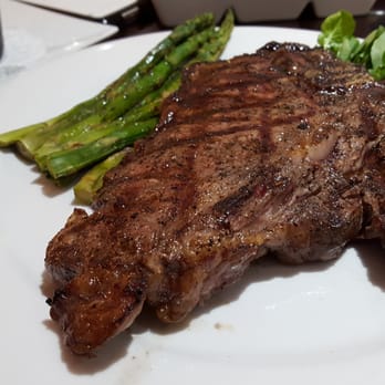 Bardot - 20oz porterhouse, with asparagus, pretty damn good and is the entire plate - New American Near Me - Claremont, California Bardot - 20oz porterhouse, with asparagus, pretty damn good and is the entire plate - New American Near Me - Claremont, California