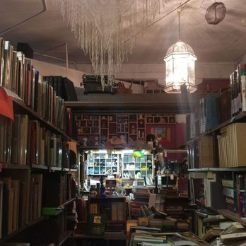 Steel's Used Books - A fun time exploring all these aisles! - Used Bookstore Near Me - Gladstone, Missouri