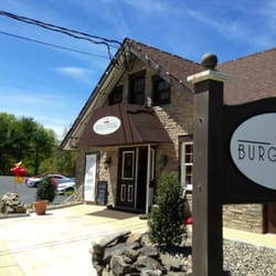 The Burger Barn - Outside and sign