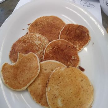 Roasters 'N Toasters - Kids silver dollar pancakes - Breakfast & Brunch Near Me - Pinecrest, Florida