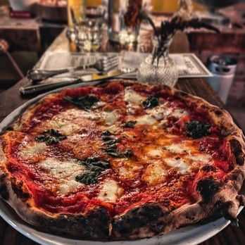 Alberta's Pizza - Insta: @mmmashterchef margarita pizza - Pizza Near Me - Pittsburgh, Pennsylvania Alberta's Pizza - Insta: @mmmashterchef margarita pizza - Pizza Near Me - Pittsburgh, Pennsylvania