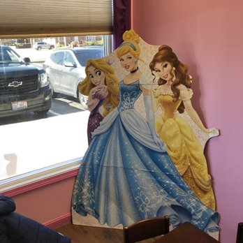 Cupcake Castle - Cupcakes Near Me - Fairlawn, Ohio