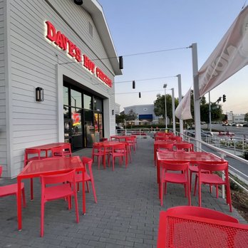 Dave's Hot Chicken - Patio Seating - Chicken Shop Near Me - Seal Beach, California