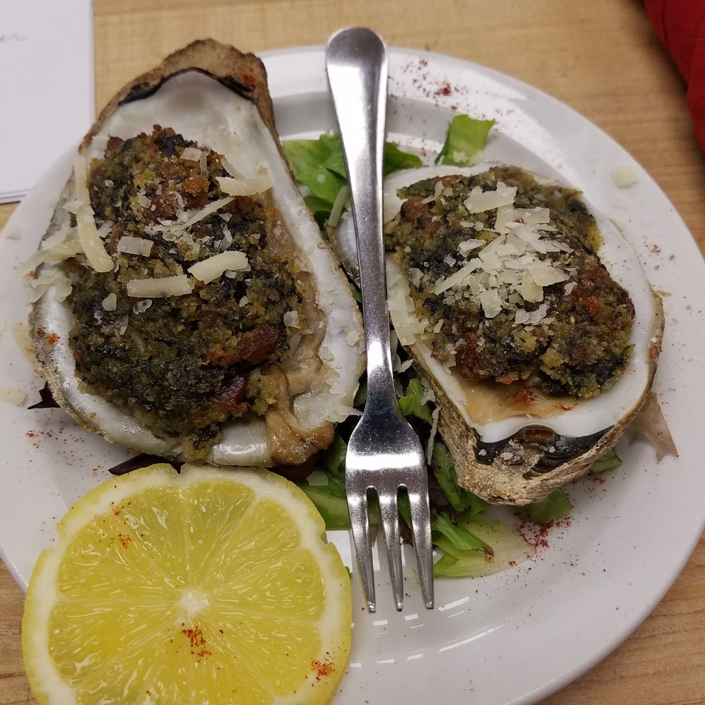 Cooper's Landing - Oysters Rockefeller - Hotels Near Me - Clarksville, Virginia