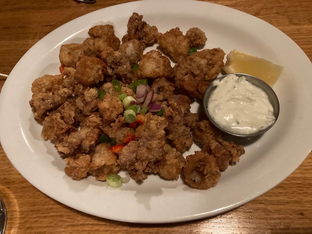 COLISEUM PIZZA & STEAK 44 Photos & 77 Reviews 8015 118 Avenue NW