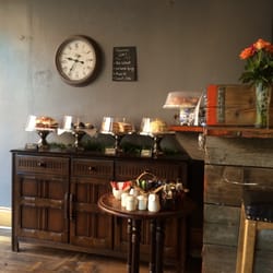 Barouche Cocktail Bar & Tea Rooms