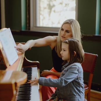 Red Cloud Studio - Musical Instruments & Teachers Near Me - Chicago, Illinois