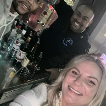The High Roller - Jose the Bartender!! - Amusement Parks Near Me - Las Vegas, Nevada The High Roller - Jose the Bartender!! - Amusement Parks Near Me - Las Vegas, Nevada