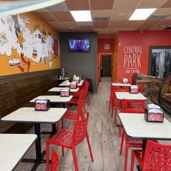 Central Park Food Station - Inside space