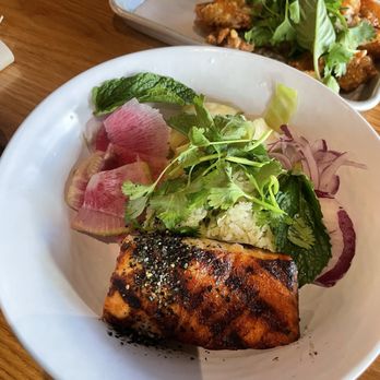 Loro Asian Smokehouse & Bar - Asian Fusion Near Me - Austin, Texas
