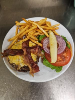 The Cracked Egg by null