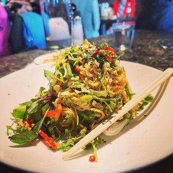 Nick's San Clemente - soba noodle thai salad - American Near Me - San Clemente, California