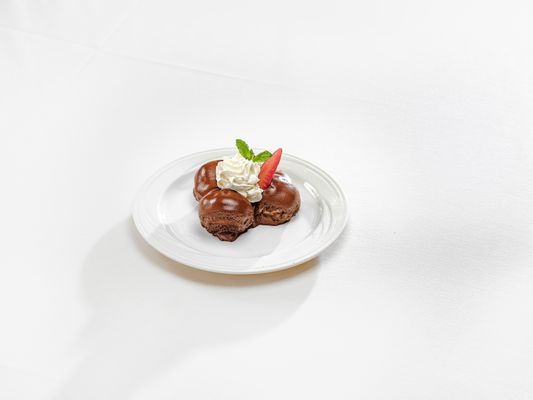 M.A.C. 24/7 Restaurant and Bar by null