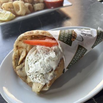 Marathon Souvlaki - Gyro - Greek Near Me - Dollard-des-Ormeaux, Quebec