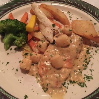 Trattoria Luna - Salmon Mustard Sauce with Scallops - Italian Near Me - Miami, Florida