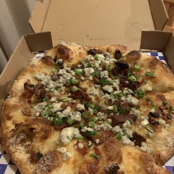 Pizza Leona - Amazing honey pie!! - Pizza Near Me - White Salmon, Washington Pizza Leona - Amazing honey pie!! - Pizza Near Me - White Salmon, Washington