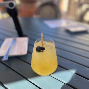 The Rooftop Lounge - White sangria - Lounges Near Me - Laguna Beach, California