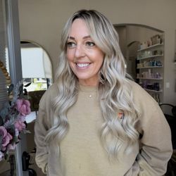 Svelte Salon