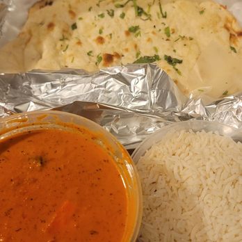 Guru Palace - Paneer Tikka Massala, rice and garlic Naan - Indian Near Me - Mesa, Arizona
