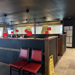 Big Sea Sushi & Noodles - Inside