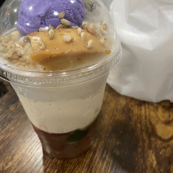 Lutong Bahay - Halo halo ($5.99) - Filipino Near Me - Pittsburg, California Lutong Bahay - Halo halo ($5.99) - Filipino Near Me - Pittsburg, California