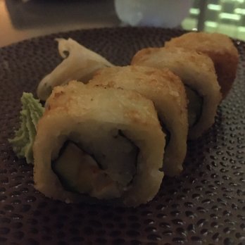 Kasai - Crispy Maki (Shrimp tempura, cream cheese, yamagobo, sun-dried tomato, spicy seaweed) - Japanese Near Me - Cancún, ROO