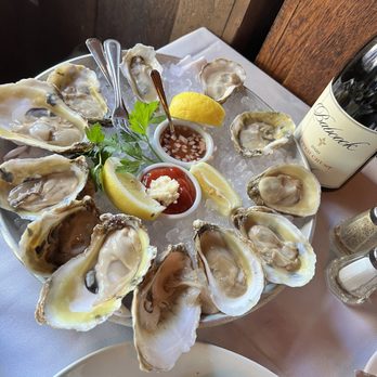 Walt's Wharf - Seafood Near Me - Seal Beach, California Walt's Wharf - Seafood Near Me - Seal Beach, California
