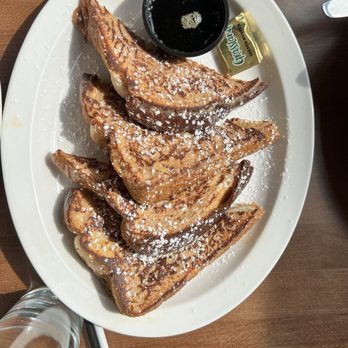 Dime Store - French toast - Breakfast & Brunch Near Me - Rochester Hills, Michigan Dime Store - French toast - Breakfast & Brunch Near Me - Rochester Hills, Michigan