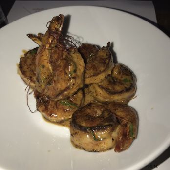 Toro - Gambas al ajillo - Tapas Bars Near Me - Boston, Massachusetts
