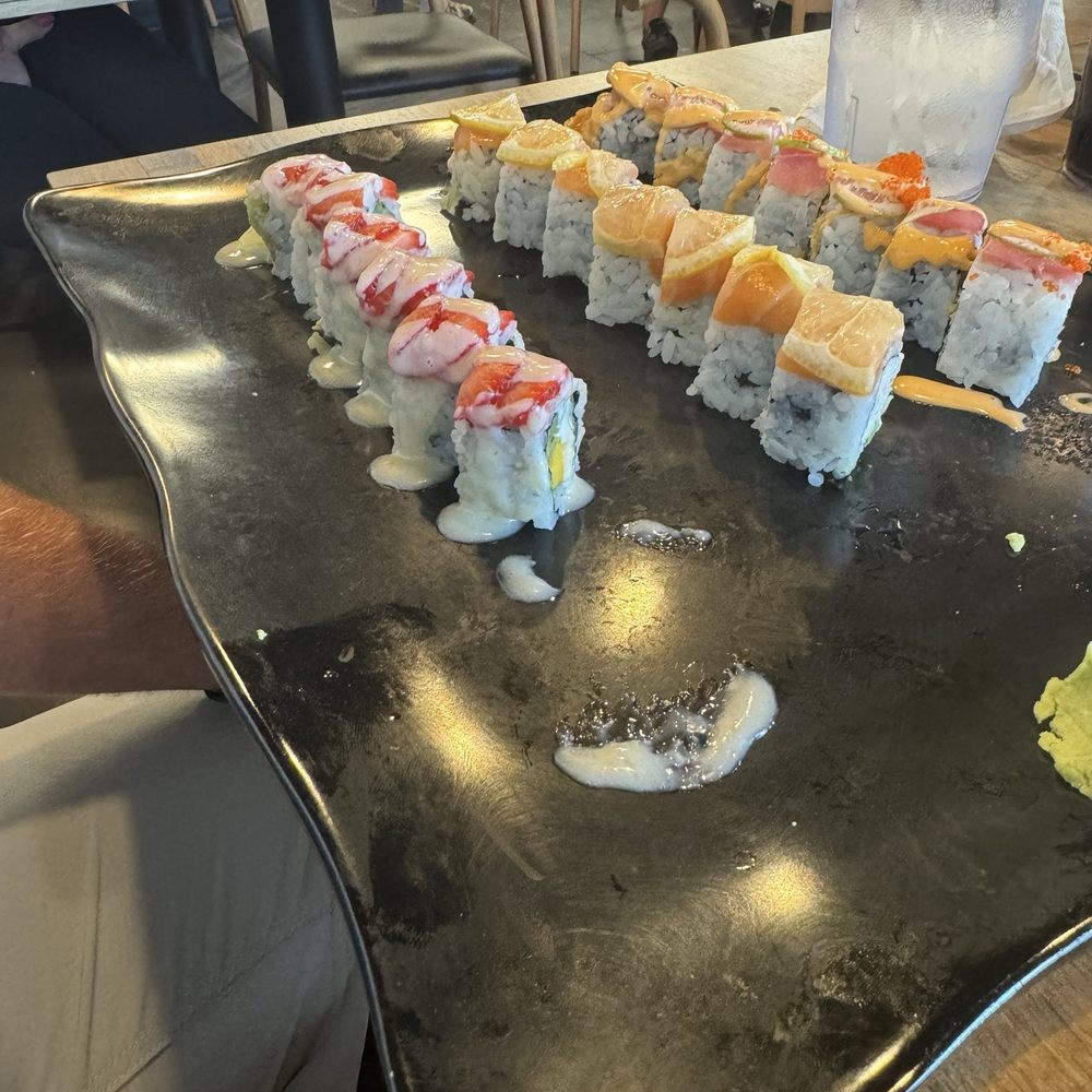 Tabeyo Sushi - fruit roll citrus roll - Japanese Near Me - Spanish Fork, Utah Tabeyo Sushi - fruit roll citrus roll - Japanese Near Me - Spanish Fork, Utah