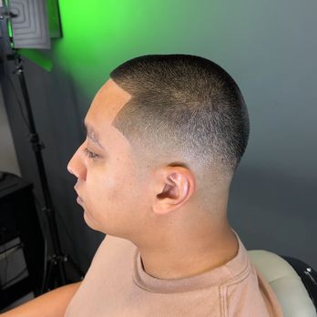 High Level Studio - Haircut - Buzz Cut With Skin Fade - Men's Hair Salons Near Me - Long Island, New York High Level Studio - Haircut - Buzz Cut With Skin Fade - Men's Hair Salons Near Me - Long Island, New York