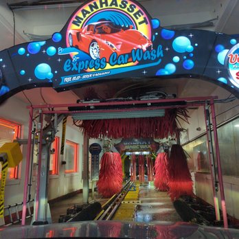 Racetrack Carwash - Wash time! - Car Wash Near Me - Manhasset, New York