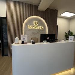 LA ViE MD - The front desk area is a vibe