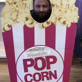 Smoky Mountain Popcorn - a man peeking out of a popcorn box - Popcorn Shops Near Me - Pigeon Forge, Tennessee Smoky Mountain Popcorn - a man peeking out of a popcorn box - Popcorn Shops Near Me - Pigeon Forge, Tennessee