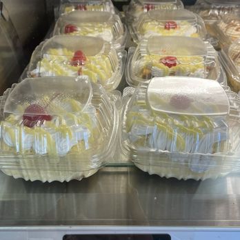 El Folklor Bakery - Tres leches by the slice! - Bakeries Near Me - San Antonio, Texas