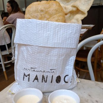 Restaurante Manioca - Manioca 09/07/19: Basket of Breads – Tapioca Starch Chips, Requeijao Cream Cheese, Cheese Curd - Brazilian Near Me - São Paulo, SP