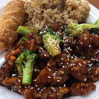 Best Wok - Yummmm sesame chicken with the best egg roll in charlotte - Chinese Near Me - Charlotte, North Carolina