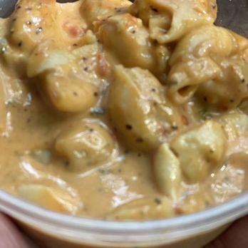 la Barbecue - Smoked Mac & Cheese - Barbeque Near Me - Austin, Texas