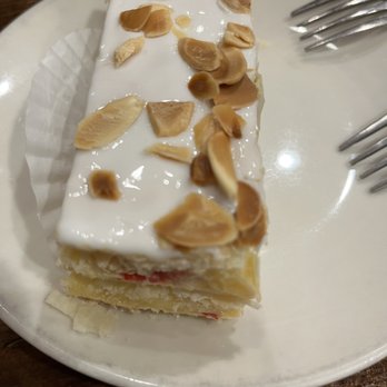 la Madeleine - Strawberry Napoleon - Bakeries Near Me - Houston, Texas