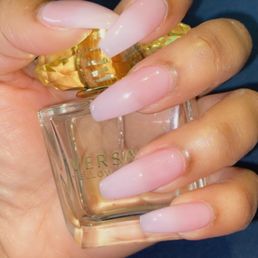 My nails are gorgeous but a little sloppy up close from tech rushing and being a little too aggressive My nails are gorgeous but a little sloppy up close from tech rushing and being a little too aggressive