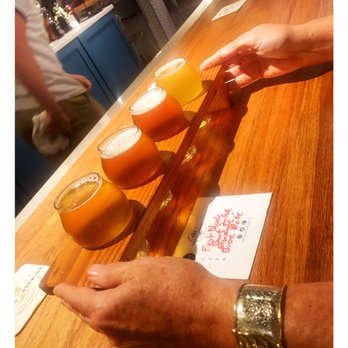 Fishweir Brewing Company - Flight of beer - Breweries Near Me - Jacksonville, Florida