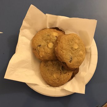 Phoenicia Lodge - Fresh baked homemade cookies from the office - so good - Hotels Near Me - Phoenicia, New York Phoenicia Lodge - Fresh baked homemade cookies from the office - so good - Hotels Near Me - Phoenicia, New York