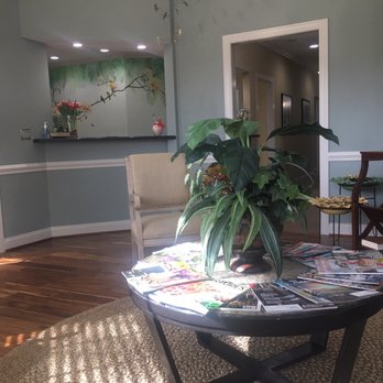 Julian Thomas, DMD, PA - Cosmetic Dentists Near Me - Greenville, South Carolina Julian Thomas, DMD, PA - Cosmetic Dentists Near Me - Greenville, South Carolina